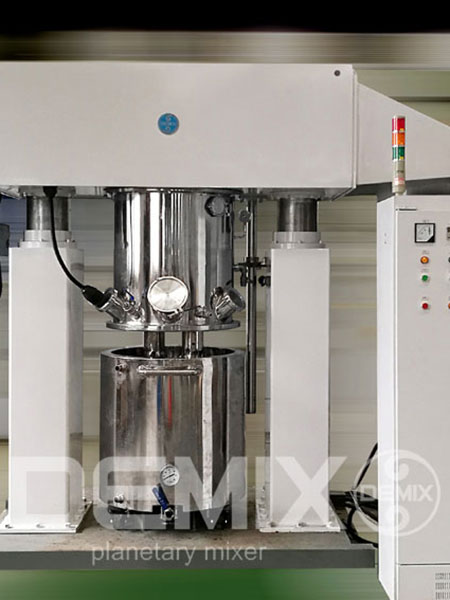 DEMIX立式捏合机3